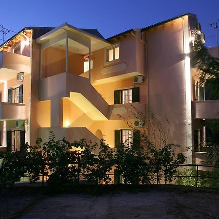 Alexis Apartments Benitses  Chambre photo